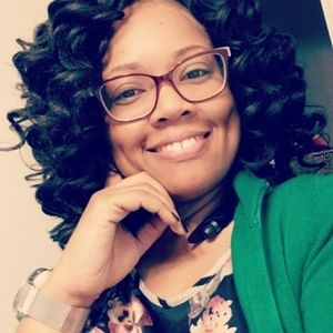 Meet your Posher, Tongela